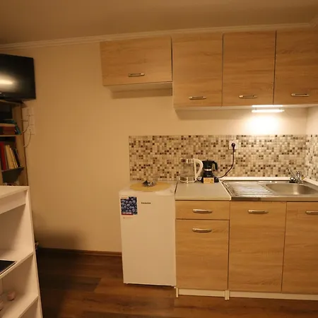 Lejlighed Kamilla Apartmanhaz Olyanmintotthoncsakmegjobb *